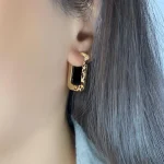 گوشواره حلقه ای طلا زنانه طرح پلنگی مدل مستطیل کد 3103 - Image 2